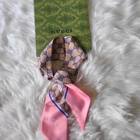 GG & Bee faille scarf