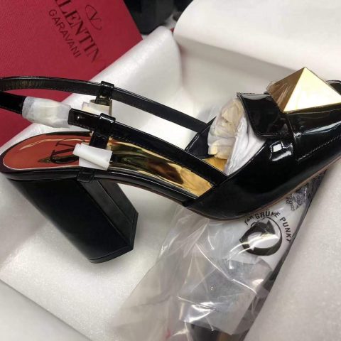 One Stud Patent Leather Slingback Pump 100mm